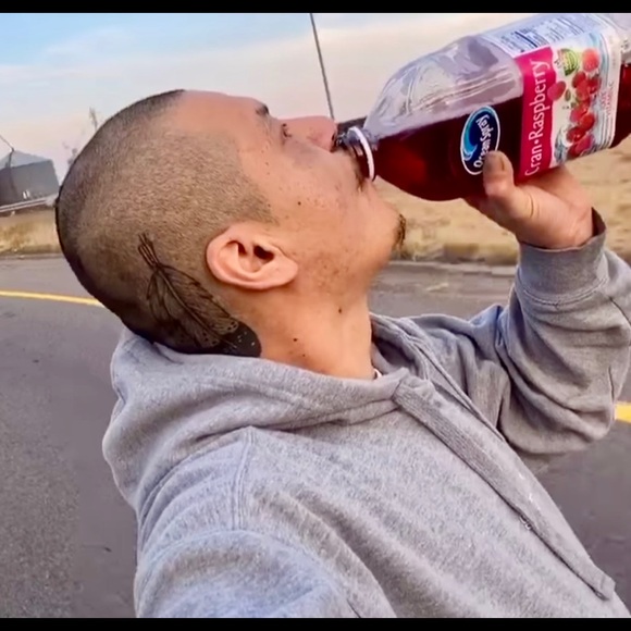 Meet your Posher, Juan - Picture 1 of 1